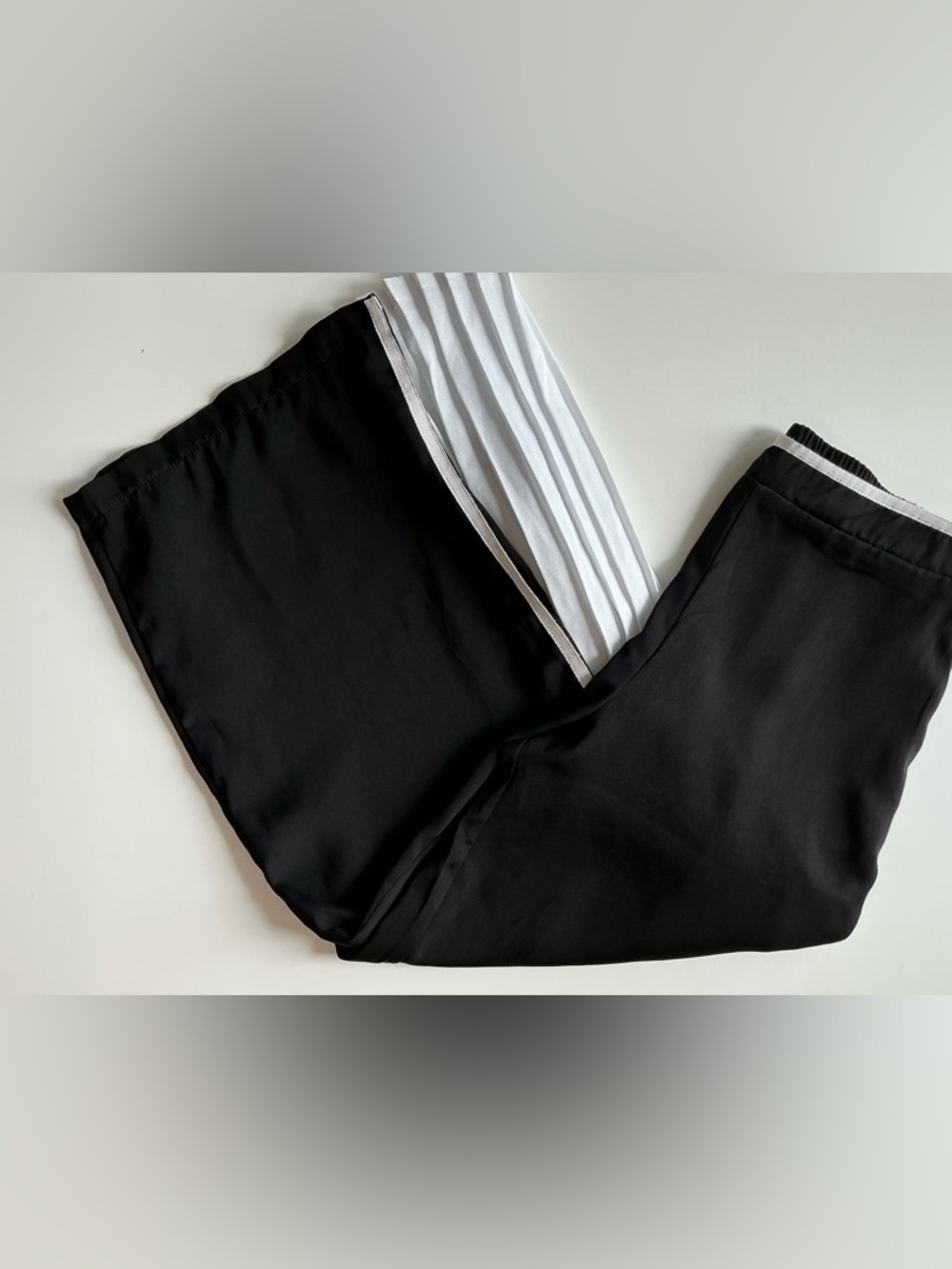 Marigold Shadows Pants Sz Lg (see description)